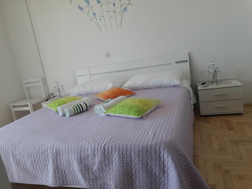 Apartments Luci Хвар Екстер'єр фото